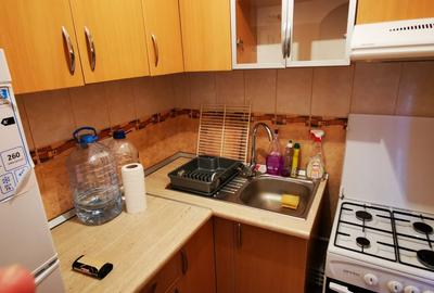 Apartament cu 2 camere semidecomandat, mobilat în Tomis Nord