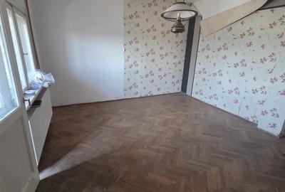 CENTRAL FERDINAND - 5