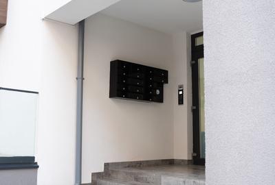 APARTAMENT 3 CAMERE + BALCON 41MP - ZONA MOSILOR - COMISION 0% - 19