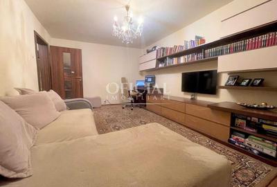 Apartament cu 3 camere decomandat, mobilat în Zorilor