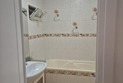 Închiriez apartament 3 camere - 13