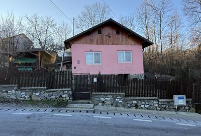 Casa 5 camere, foișor , garaj și teren 800mp cu toate utilitățile! - 1