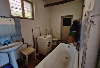 Casa 6 camere libera la vanzare zona Bartolomeu - 14