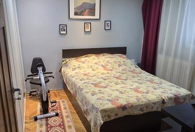 Vanzare apartament decomandat 3 camere 1 Decembrie / Titan / Ozana - 3