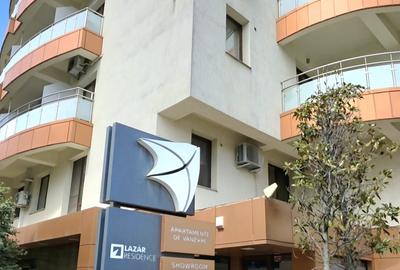 Apartament cu 2 camere semidecomandat, mobilat în Palat