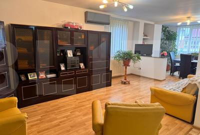 Apartament ultracentral cu 3 camere – 84 mp, Parcare + Pod 64 mp - 1