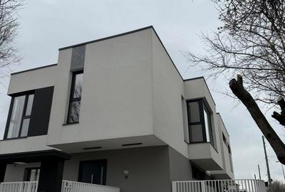 EXCLUSIVITATE LA VANZARE - VILA P+1 - ELVILA - PALAZU MARE - - 2