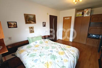 Apartament 2 camere cu balcon de vanzare -complet mobilat - COMISION 0 - 11