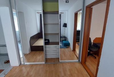Proprietar, vând apartament cu doua camere în zona Vitan Mall, preț 63.000 euro - 4