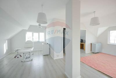 Casă / Cabinet Veterinar de vânzare în Oșorhei - 1