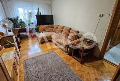 Apartament cu 4 camere decomandate de vanzare in zona Ion Mester - 1