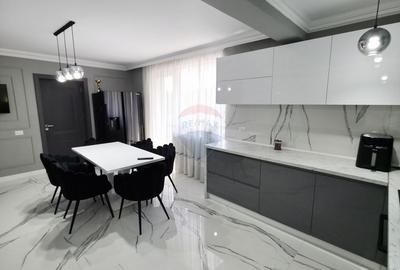 Apartament cu 5 camere de vânzare în zona Precista - 25