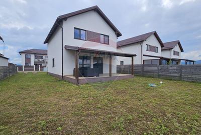 Casă individuală lângă Brașov + curte 300 mp | 0% comision | utilată | - 12
