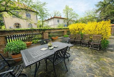 Apartament cu 4 camere decomandat, mobilat în Kiseleff