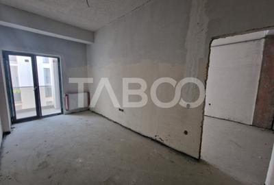 Apartament cu 2 camere nedecomandat în Exterior Sud