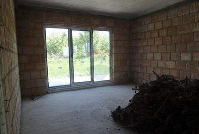 CASA CUPLATĂ DE VÂNZARE la rosu sau la semifinisat în Tăuții Măgherăuș - 9