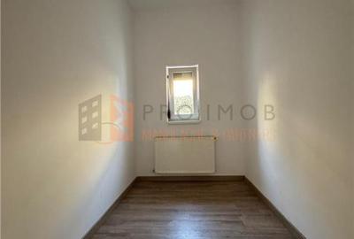 Casa sau Spatiu comercial  in zona magazinelor satesti - 6