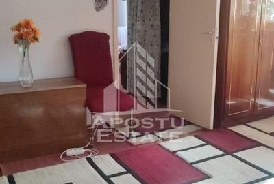 Apartament cu 3 camere, etaj intermediar, zona  Sagului - 2