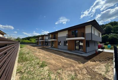 Duplex semifinisat la liziera padurii, 4 camere, 120mp, 240mp teren - 7