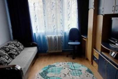 Garsonieră zona Far mobilată utilată 20 mp etaj 1/4 - 1