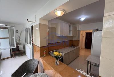 Obregia - Fantana Florilor,  bloc retras de la bulevard - 7