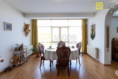 1/2 Duplex  S+D+P+2E, 455 mp in zona centrala a mun. Bacau - 36