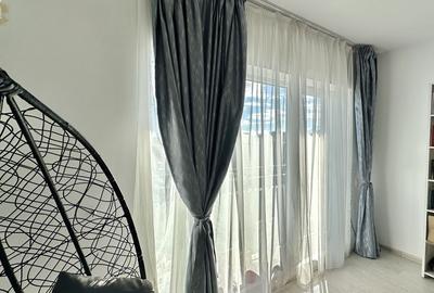 Garsonieră decomandată, mobilată în Tractorul