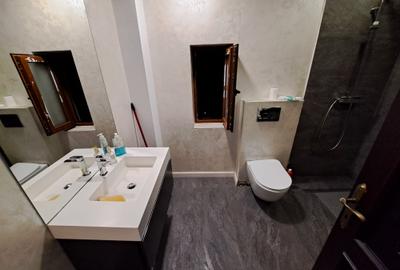 APARTAMENT 5 CAMERE CU SCARA INTERIOARA IN VILA - ANVELOPATA TERMIC ANUL CURENT - 55