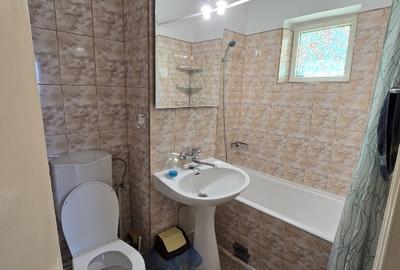 Apartament 3 camere, decomandat, etaj 3/4, mobilat, centrala gaz, termen lung - 7