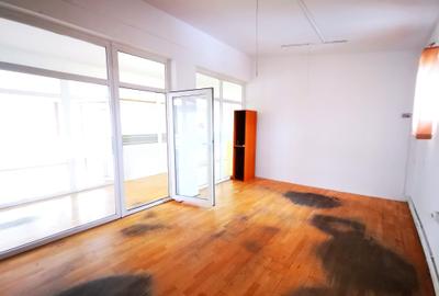 Apartament pretabil SAD / 4 camere , 2 bai 144 mp - Cetatii !! - 12