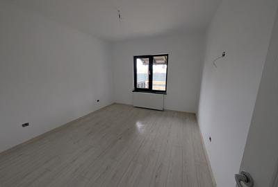 Casa Lilieci 3 dormitoare 2 băi, terasa + beci, canalizare - 5