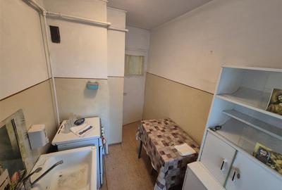 🏡 Apartament 2 camere decomandat  Griviței  Etaj 3/4 - 4