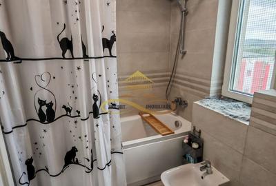 Apartament cu 3 camere, 2 bai , 2 balcoane  -complex Bacovia Fiald - 17