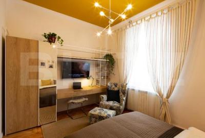 Oportunitate! 2 apartamente, 2 parcari, garaj, la cheie, Regionala CFR - 1