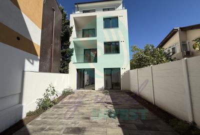 Apartament cu o curte generoasa de 60 mp - 1