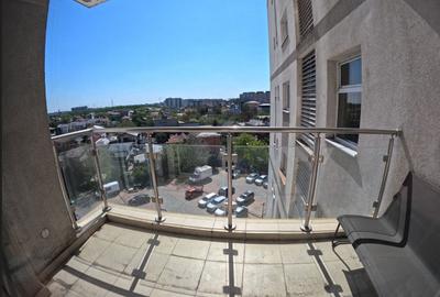 Apartament cu 2 camere semidecomandat, mobilat în Titan