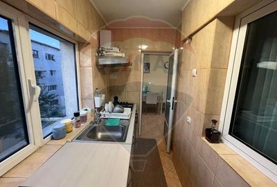 Apartament cu 2 camere de vânzare în zona Sud-Vest - 8