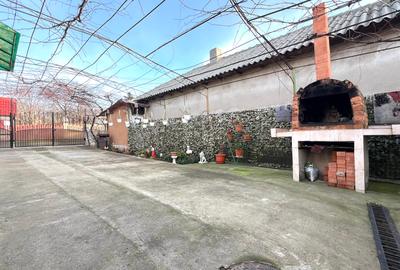 Casa Tuzla – 2 Constructii Individuale – 9 camere – 811mp teren - 4