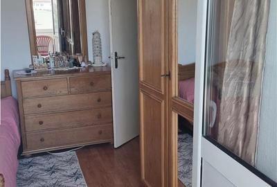 Apartament 3 camere, zona Centrala - 1