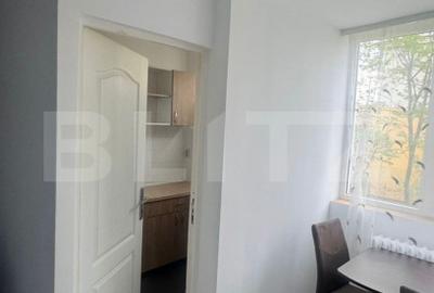 Garsonieră renovată, 33 mp, etaj intermediar - 4
