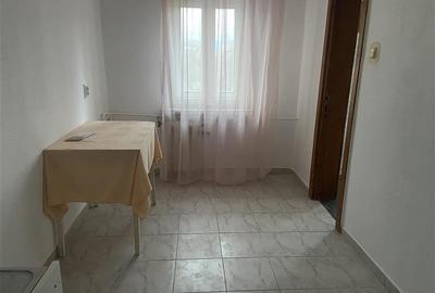 Apartament 2 camere , zona Inspectoratul Scolar , 54 mp , decomandat , liber - 9