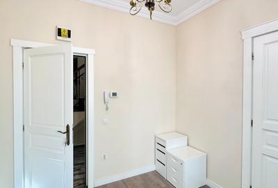 Unirii / Vila Exclusivistă Birouri - Notariat / 8 Birouri si Parcare 5 Locuri - 7