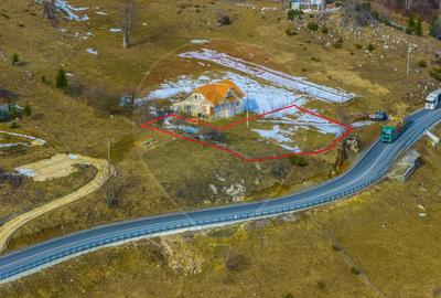 Teren intravilan CU PRIVELISTE DE POVESTE- Fundata- Romania - 2