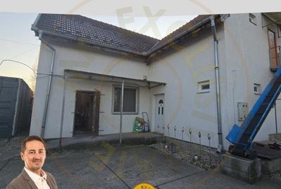 De Vanzare Casa Botiz - 1