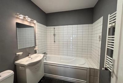 Mosilor / Eminescu / renovat / bl 1982 / - 2