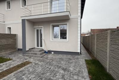 Duplex modern 4 camere, 300mp teren,  101mp utili-  Utvin - 1