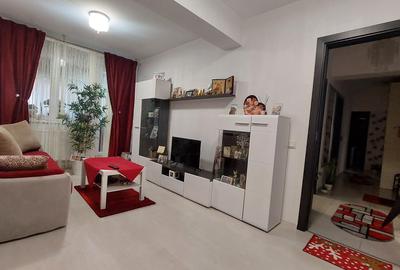 Penthouse cu 3 camere decomandat în Bragadiru