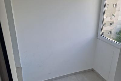 Dristor, garsoniera, 4 minute metrou, libera, mobilata, utilata - 11