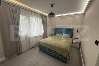 Apartament cu 3 camere semidecomandat, mobilat în Podu Roș