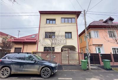 Piata Domenii | Vila individuala | 7 Camere| Renovata - 5